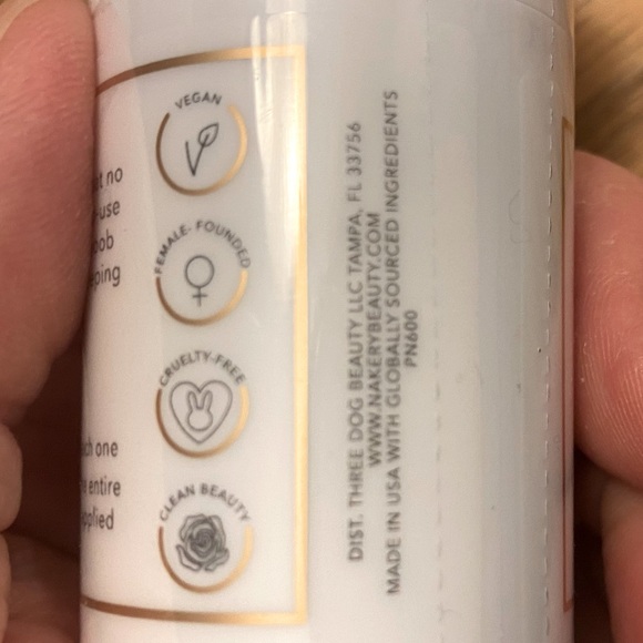 Nakery Beauty Magic Under Boob Wand 30 g - Picture 2 of 3